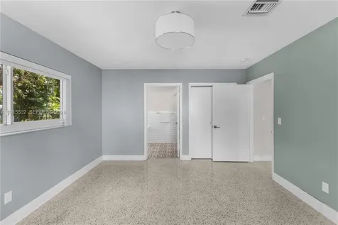 340 NE 129th Street North Miami FL 33161