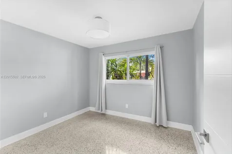 340 NE 129th Street North Miami FL 33161