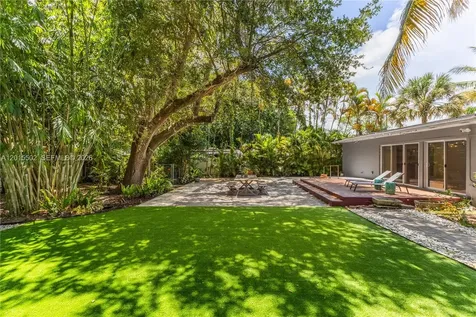 340 NE 129th Street North Miami FL 33161