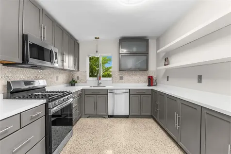 340 NE 129th Street North Miami FL 33161