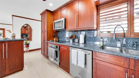 10435 SW 92nd Street Miami FL 33176