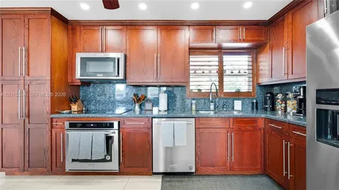 10435 SW 92nd Street Miami FL 33176