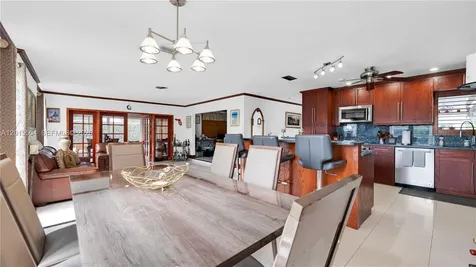 10435 SW 92nd Street Miami FL 33176