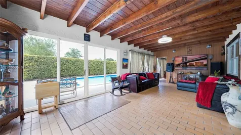 10435 SW 92nd Street Miami FL 33176
