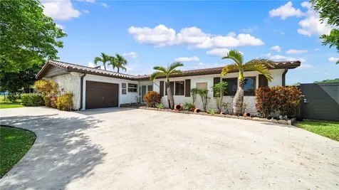 10435 SW 92nd Street Miami FL 33176