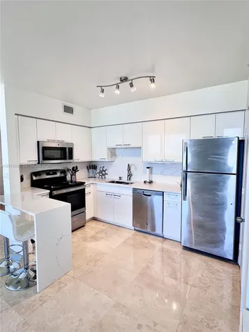 1330 West Avenue Miami Beach FL 33139