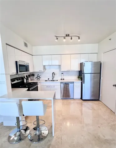 1330 West Avenue Miami Beach FL 33139