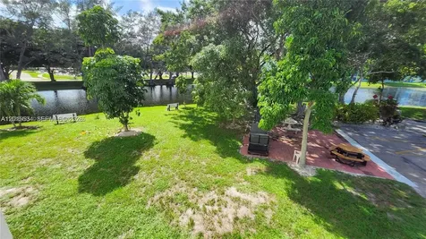226 Markham K Deerfield Beach FL 33442