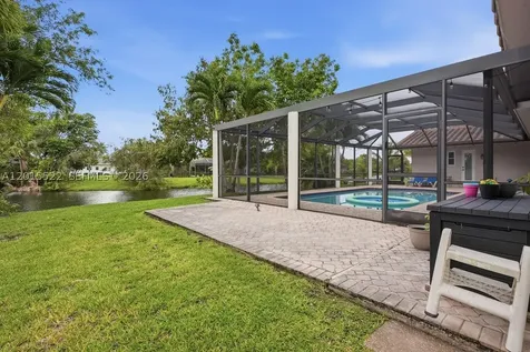 16530 Lake Tree Drive Weston FL 33326