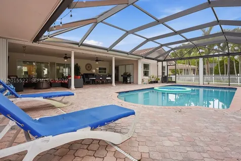 16530 Lake Tree Drive Weston FL 33326