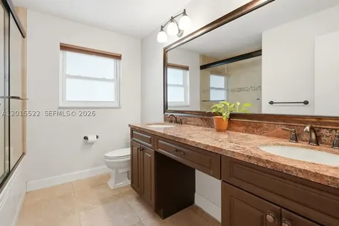 16530 Lake Tree Drive Weston FL 33326