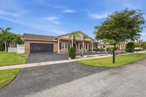 16530 Lake Tree Drive Weston FL 33326
