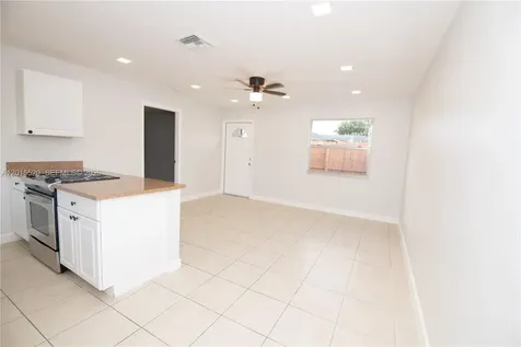 1804 My Place West Palm Beach FL 33417