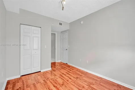 17150 N Bay Road Sunny Isles Beach FL 33160