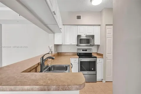 17150 N Bay Road Sunny Isles Beach FL 33160