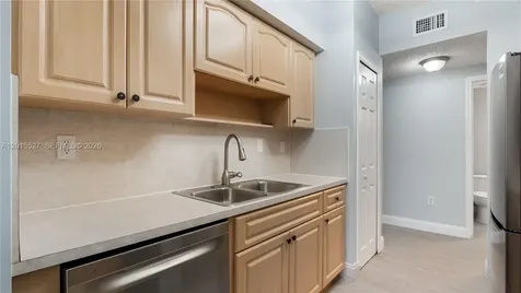 7085 Nova Drive Davie FL 33317