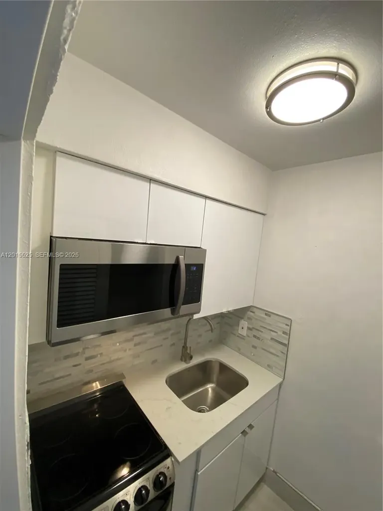 1723 Liberty Street Hollywood FL 33020