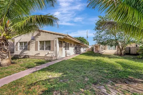 1723 Liberty Street Hollywood FL 33020