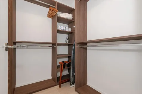 580 72nd Street Miami Beach FL 33141