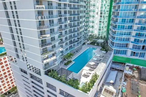 77 SE 5th Street Miami FL 33131