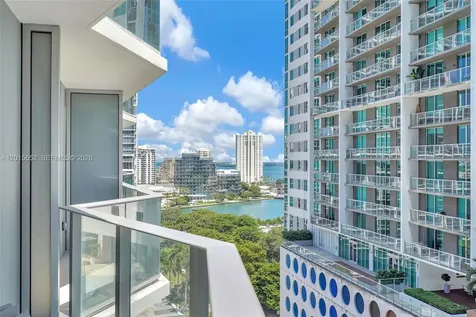 77 SE 5th Street Miami FL 33131