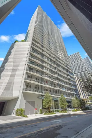 77 SE 5th Street Miami FL 33131