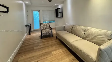 645 Lenox Avenue Miami Beach FL 33139