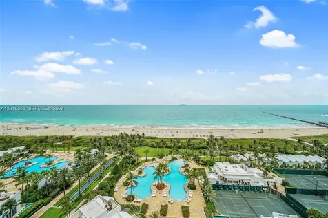100 S Pointe Drive Miami Beach FL 33139