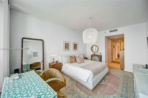 100 S Pointe Drive Miami Beach FL 33139