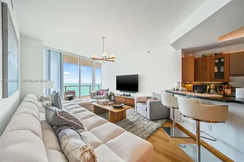100 S Pointe Drive Miami Beach FL 33139