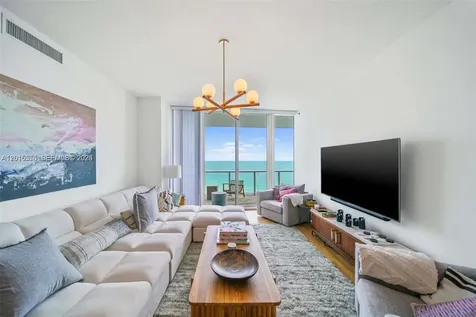 100 S Pointe Drive Miami Beach FL 33139