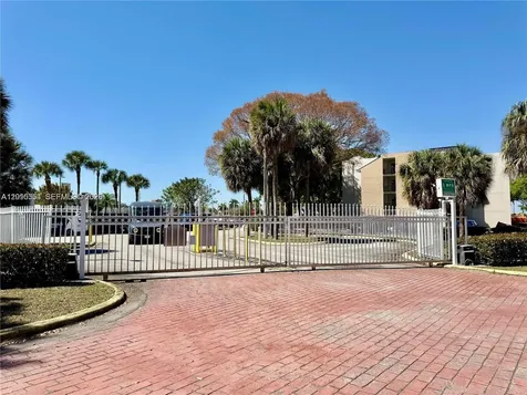 3610 SW 114th Avenue Miami FL 33165