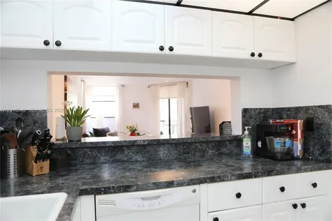 55 Ocean Lane Drive Key Biscayne FL 33149