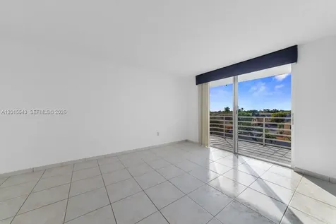 11715 SW 18th Street Miami FL 33175
