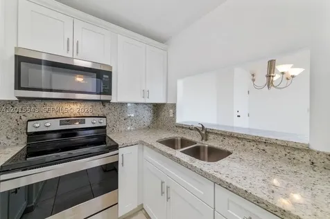 11715 SW 18th Street Miami FL 33175