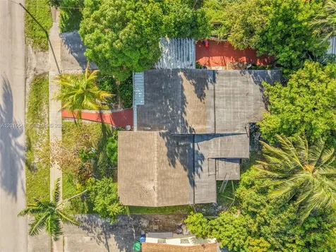1041 NW 196th Terrace Miami Gardens FL 33169