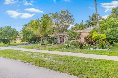 1041 NW 196th Terrace Miami Gardens FL 33169