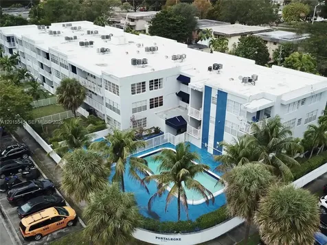 2175 NE 170th Street North Miami Beach FL 33162