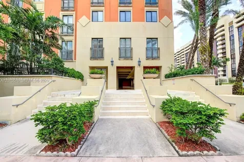 671 Biltmore Way Coral Gables FL 33134