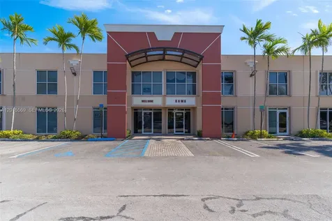 8216 NW 30th Terrace Doral FL 33122