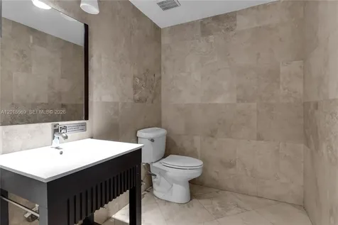 8216 NW 30th Terrace Doral FL 33122
