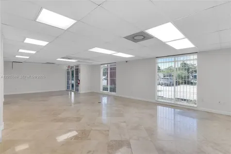 8216 NW 30th Terrace Doral FL 33122