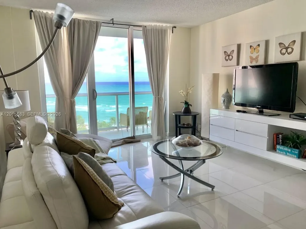 3901 S Ocean Drive Hollywood FL 33019
