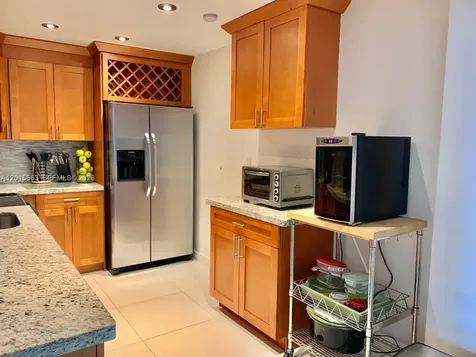 3901 S Ocean Drive Hollywood FL 33019