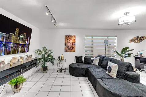3270 SW 7th Street Miami FL 33135
