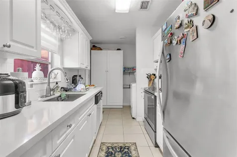 3270 SW 7th Street Miami FL 33135