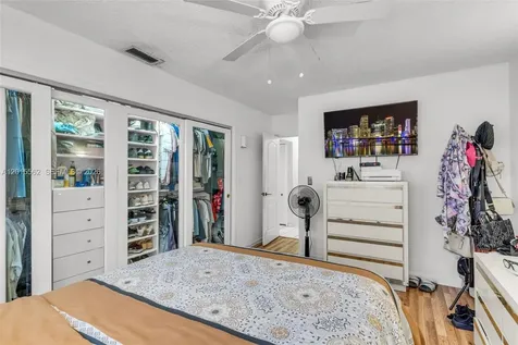 3270 SW 7th Street Miami FL 33135