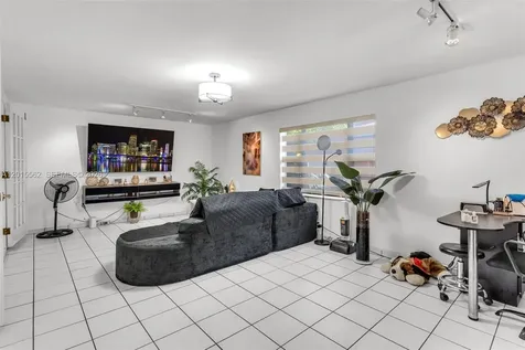 3270 SW 7th Street Miami FL 33135