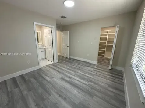 10091 Kumquat Street Miami FL 33157