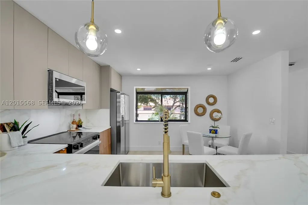 7718 La Mirada Drive Boca Raton FL 33433